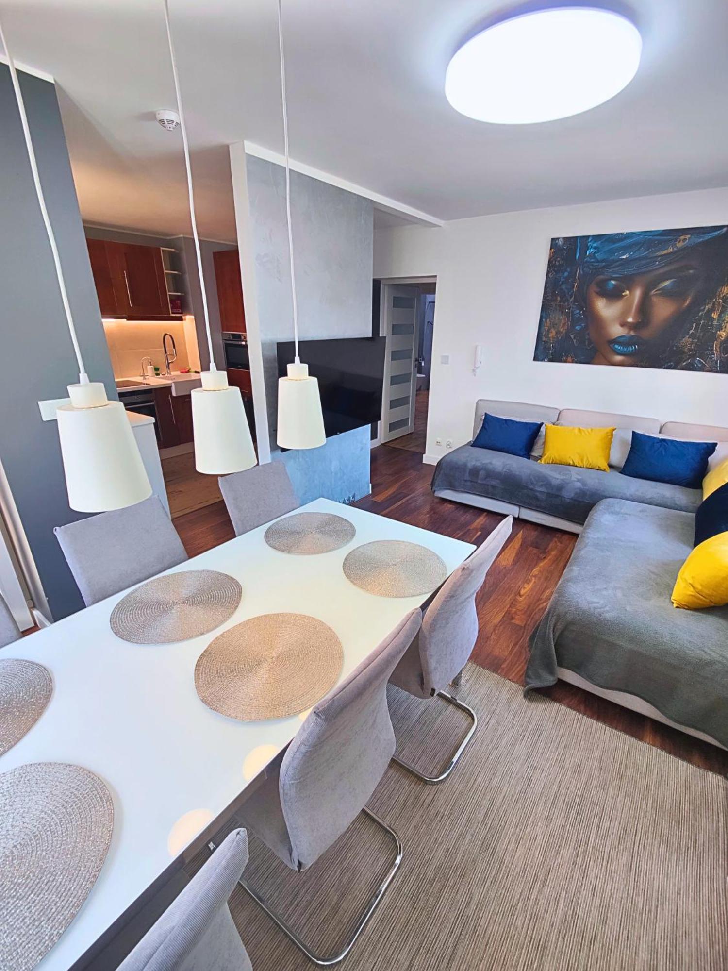 City Hall Bliss Suite - Premium Apartament Z Balkonem I Widokiem Na Ratusz コウォブジェク エクステリア 写真
