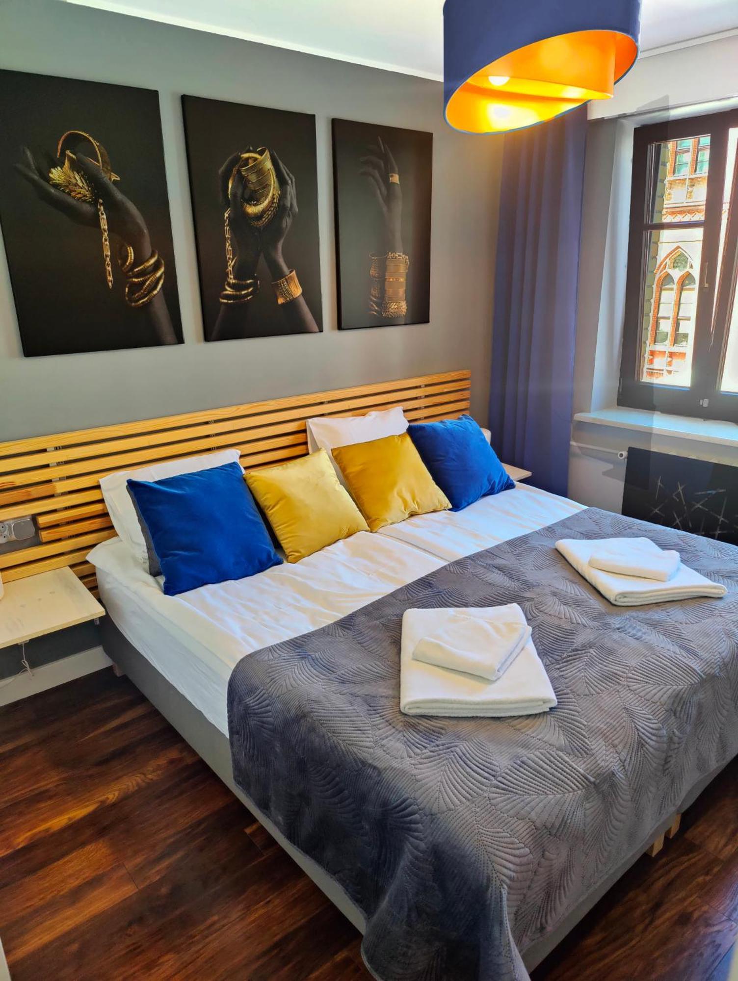 City Hall Bliss Suite - Premium Apartament Z Balkonem I Widokiem Na Ratusz コウォブジェク エクステリア 写真
